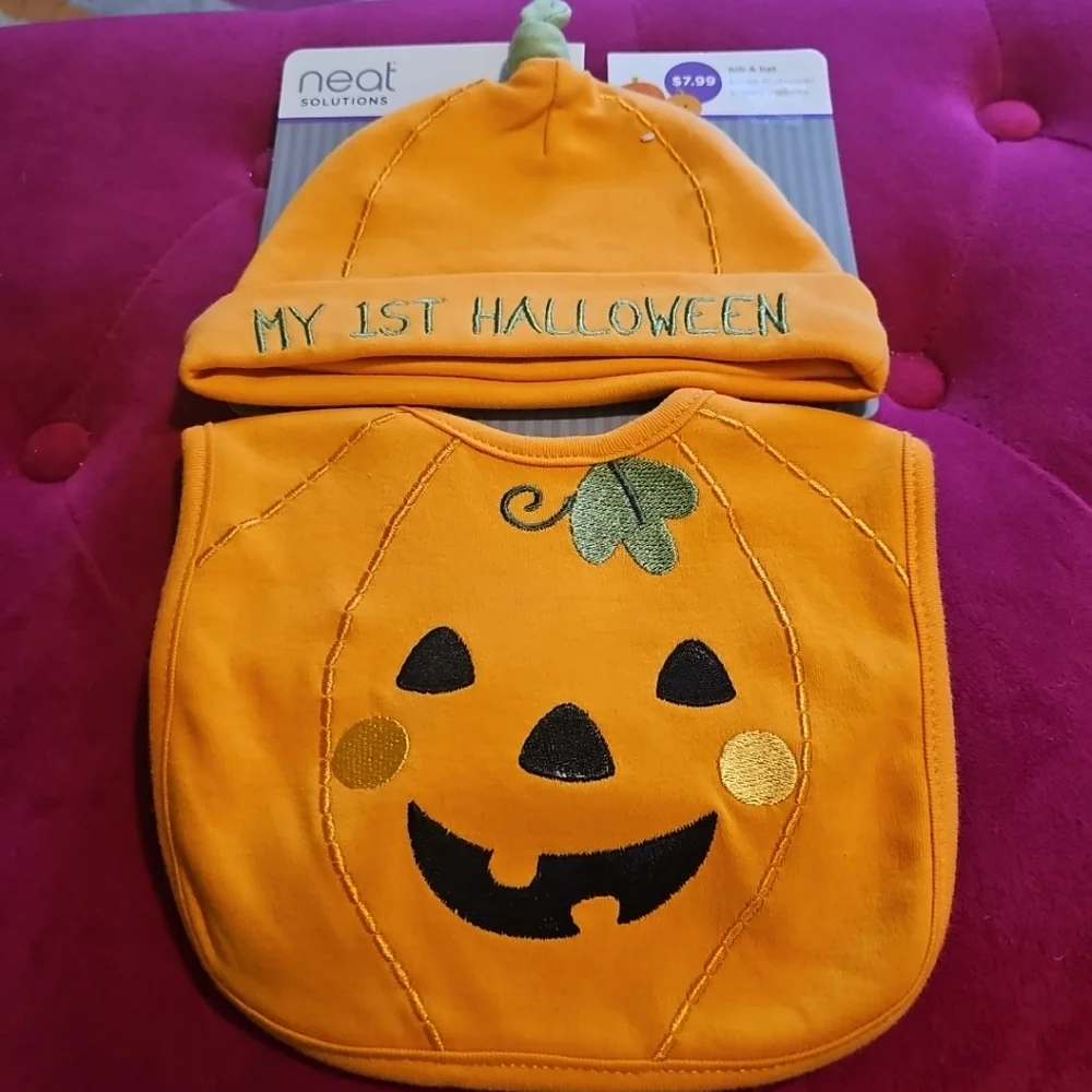 NWT Infant My 1st Halloween Pumpkin Hat & Bib Neat Solutions Boy Or Girl